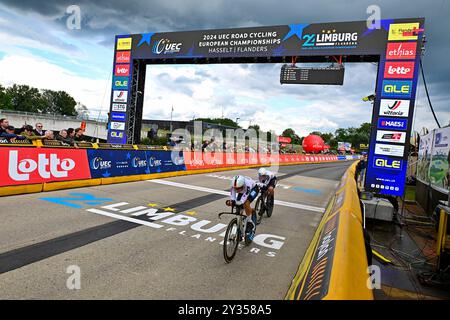 Polit Nils, STEIMLE Jannik, WALSCHEID Maximilian Richard, KLEIN Lisa, KOCH Franziska, Kröger Mieke (Deutschland, Allemagne, GER) Relais mixte d'élite von Heusden-Zolder nach Hasselt (52,3 km) AM 12. Septembre 2024. Die Radsport EM/Straßenradsport-Europameisterschaften 2024 (2024 UEC Road European Championships) der Union européenne de cyclisme von 11. bis 15. Septembre 2024 in der belgischen Provinz Limburg. EuroRoad24, EuroRoad 2024. Banque D'Images