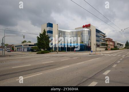 République tchèque, České Budějovice - 08 mai 2024 : siège de la brasserie Budweiser Budvar. Banque D'Images