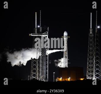 Cap Canaveral, États-Unis. 12 septembre 2024. De SLC-40 Cape Canaveral SpaceX a lancé des satellites clients AST SpaceMobil sur Falcon 9 B-1078-13 avec atterrissage à LZ-1 Brevard County Florida USA. (Photo de Scott Schilke/SipaUSA) crédit : Sipa USA/Alamy Live News Banque D'Images