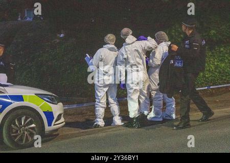 Brentwood Essex 12th Sep. 2024 la police d'Essex enquête sur un "incident grave" à Ingrave Road, Brentwood Essex. Il y a des spéculations locales selon lesquelles il pourrait s'agir d'un meurtre. Crédit : Ian Davidson/Alamy Live News Banque D'Images