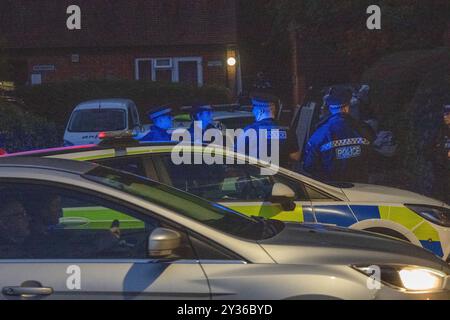 Brentwood Essex 12th Sep. 2024 la police d'Essex enquête sur un "incident grave" à Ingrave Road, Brentwood Essex. Il y a des spéculations locales selon lesquelles il pourrait s'agir d'un meurtre. Crédit : Ian Davidson/Alamy Live News Banque D'Images