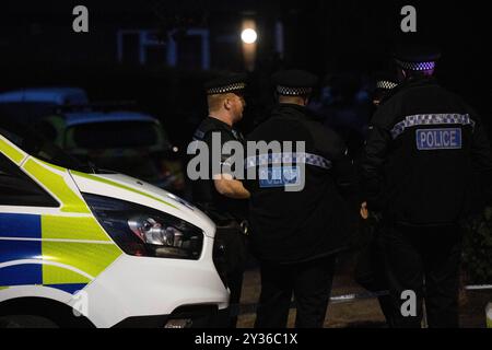 Brentwood Essex 12th Sep. 2024 la police d'Essex enquête sur un "incident grave" à Ingrave Road, Brentwood Essex. Il y a des spéculations locales selon lesquelles il pourrait s'agir d'un meurtre. Crédit : Ian Davidson/Alamy Live News Banque D'Images