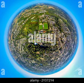 Luftbild, Ortsansicht Mitte mit Fußballstadion von-Böttinger-Platz, Erdkugel, Fisheye Aufnahme, Fischaugen Aufnahme, 360 Grad Aufnahme, minuscule monde, petite planète, fisheye Bild, , Velbert, Ruhrgebiet, Nordrhein-Westfalen, Deutschland ACHTUNGxMINDESTHONORARx60xEURO *** vue aérienne, centre de vue de la ville avec stade de football von Böttinger Platz, globe terrestre, image fisheye, image à 360 degrés, monde minuscule, petite planète, image fisheye, Velbert, région de la Ruhr, Rhénanie du Nord-Westphalie, Allemagne ACHTUNGxMINDESTHONORARx60xEURO Banque D'Images