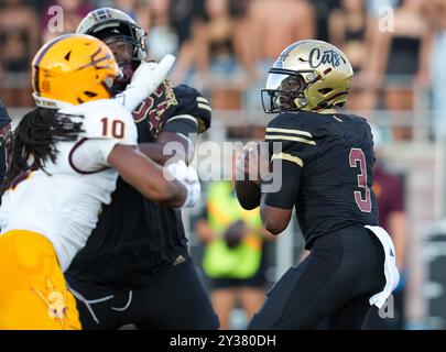 San Marcos, Texas, États-Unis. 12 septembre 2024. Le quarterback de l'État du Texas Jordan McCloud (3) revient pour passer lors d'un match de football de la NCAA entre l'État du Texas et l'État de l'Arizona le 12 septembre 2024, à San Marcos, Texas. Arizona State Won, 31-28. (Crédit image : © Scott Coleman/ZUMA Press Wire) USAGE ÉDITORIAL SEULEMENT! Non destiné à UN USAGE commercial ! Banque D'Images
