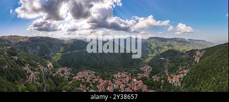 Lagadia village, Arkadia, Grèce Banque D'Images