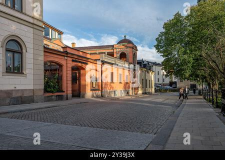 Bloc de ville de Knäppingsborg par un après-midi calme en septembre à Norrköping. Norrköping est une ville industrielle historique de Suède. Banque D'Images