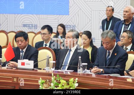 Saint-Pétersbourg, Russie. 11 septembre 2024. Le ministre chinois des Affaires étrangères Wang Yi, lors d'une réunion des représentants des pays BRICS et BRICS plus responsables des questions de sécurité à la Bibliothèque présidentielle Boris Eltsine à Pétersbourg, en Russie. Crédit : SOPA images Limited/Alamy Live News Banque D'Images