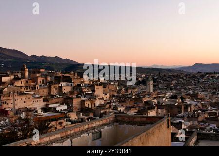 Fès, Maroc, vue panoramique sur la Médina Banque D'Images