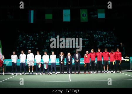 Bologne, Italie. 13 septembre 2024. Présentation des équipes avant le match final 8 de la Coupe Davis de tennis entre Matteo Berrettini (Italie) et Alexander Blockx (Belgique) au stade Unipol, Casalecchio (Bologne), Bologne, Italie du Nord, vendredi, 13 septembre 2024. Sport - Tennis - (photo Michele Nucci crédit : LaPresse/Alamy Live News Banque D'Images