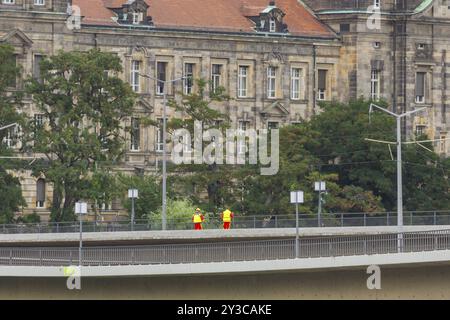 Aux premières heures du matin, une section du pont Carola s'est effondrée pour des raisons inconnues. Sur une longueur d'environ 100 mètres, la section sur wh Banque D'Images