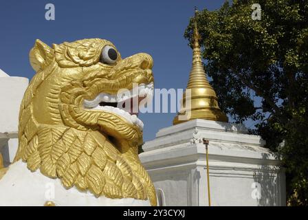 Chinthei à Inwa, Myanmar, Asie Banque D'Images