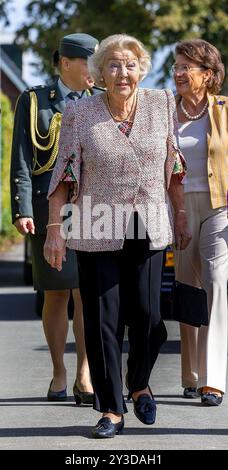 Noordhoek, pays-Bas, 2024-09-13 12:39:17 NOORDHOEK, 13-09-2024, de Noordstar la princesse Beatrix rouvre le moulin à grains et à décorticage de Noordstar à Noordbroek. La princesse Beatrix est la patronne de Hollandsche MolenPHOTO : NLBeeld/Patrick van EMST crédit : NL Beeld/Patrick van EMST Banque D'Images