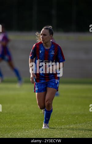 LONDRES, ANGLETERRE - 12 SEPTEMBRE : Josie Green du Crystal Palace FC Women lors du match amical féminin de pré-saison entre Crystal Palace et ADO Den Banque D'Images