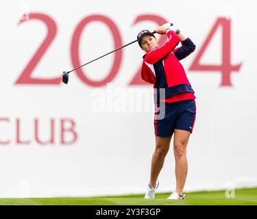 Gainesville, va, États-Unis. 13 septembre 2024. EWING, ALLIÉ DE l'équipe américaine, s'envole sur le premier trou lors de la première journée de la Solheim Cup 2024. (Crédit image : © Robert Blakley/ZUMA Press Wire) USAGE ÉDITORIAL SEULEMENT! Non destiné à UN USAGE commercial ! Banque D'Images