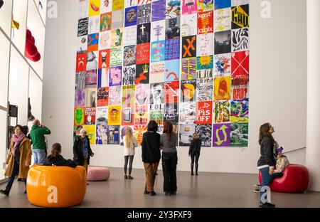 Munich, Allemagne, 17 décembre 2023 : Pinakothek est un musée célèbre à Munich, Bavière, Allemagne. Banque D'Images