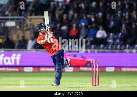 Lors du deuxième match international Vitality T20 entre l'Angleterre et l'Australie au Sofia Gardens, Cardiff le vendredi 13 septembre 2024. (Photo : Stuart Leggett | mi News) crédit : MI News & Sport /Alamy Live News Banque D'Images