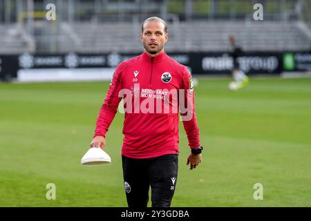 Sandhausen, Deutschland. 13 septembre 2024. Dennis Diekmeier (co-formateur, SVS), Einzelbild, Einzelfoto, Aktion, action, 13.09.2024, Sandhausen (Deutschland), Fussball, 3. LIGA, SV SANDHAUSEN - BORUSSIA DORTMUND II, LA RÉGLEMENTATION DFB/DFL INTERDIT TOUTE UTILISATION DE PHOTOGRAPHIES COMME SÉQUENCES D'IMAGES ET/OU QUASI-VIDÉO. Crédit : dpa/Alamy Live News Banque D'Images