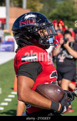 DeKalb, États-Unis. 31 août 2024. Jaylen Poe (#28) vu lors de l'ouverture de la saison 2024 de la NCAA pour les Huskies de l'Université Northern Illinois contre les Leathernecks de l'Université Western Illinois au Huskie Stadium. Score final : NIU 54:15 WIU. (Photo de Raj Chavda/SOPA images/SIPA USA) crédit : SIPA USA/Alamy Live News Banque D'Images