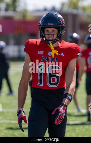 DeKalb, États-Unis. 31 août 2024. Jaylon Johnson (#16) vu lors de l'ouverture de la saison 2024 de la NCAA pour les Huskies de l'Université Northern Illinois contre les Leathernecks de l'Université Western Illinois au Huskie Stadium. Score final : NIU 54:15 WIU. (Photo de Raj Chavda/SOPA images/SIPA USA) crédit : SIPA USA/Alamy Live News Banque D'Images