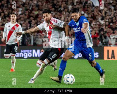 Fin du match. River gagne contre l'Atletico Tucuman 4-1. La prochaine date affrontera Boca Juniors dans une nouvelle édition du Super Clasico argentin. Buts de Gonzalez pires, Borja, Colidio et Meza. Club Atletico River plate fait face à l'Atletico Tucumán au stade Mas Monumental de Núñez, Buenos Aires. La date 14 de la Ligue de football professionnel AFA se poursuit après la date FIFA des qualifications sud-américaines de la Coupe du monde 2026. @Facamorales à usage éditorial exclusif crédit : Facundo Morales/Alamy Live News Banque D'Images