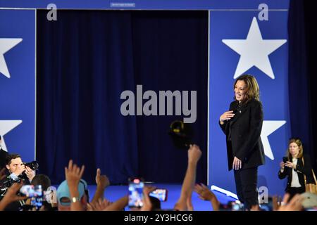 Wilkes barre, États-Unis. 13 septembre 2024. Kamala Harris vue après son discours lors d'un rassemblement de campagne à Wilkes-barre. Kamala Harris lors d'un rassemblement de campagne à Wilkes-barre, États-Unis - 13 septembre crédit : SOPA images Limited/Alamy Live News Banque D'Images