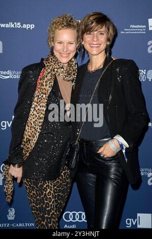 Christina Hecke mit Ehefrau Stefanie Henn BEI der Verleihung des Deutschen Schauspielpreises 2024 im Club Theater Berlin. Berlin, 13.09.2024 *** Christina Hecke et son épouse Stefanie Henn lors de la cérémonie du German Acting Award 2024 au Club Theater Berlin, 13 09 2024 Foto:XF.xKernx/xFuturexImagex schauspielpreis 4509 Banque D'Images