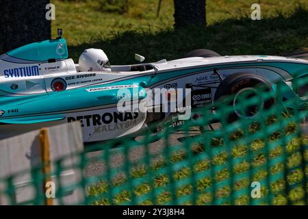 DUNIERES, FRANCE, 20 juillet 2024 : voiture de course sur piste pour le championnat de france de montagne qui se déroule dans la petite ville de la région Auvergne. Banque D'Images