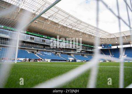 VOR Spielbeginn, Stadion Innenraum, Tribuene, GER, TSG 1899 Hoffenheim v. Bayer 04 Leverkusen, Fussball, Herren, 1. Bundesliga, 3. Spieltag, saison 24/25, 14.09.2024, LES RÈGLEMENTS DFL/DFB INTERDISENT TOUTE UTILISATION DE PHOTOGRAPHIES COMME SÉQUENCES D'IMAGES ET/OU QUASI-VIDÉO, Foto : Eibner-Pressefoto/Wolfgang Frank Banque D'Images