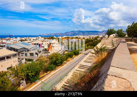 Vue panoramique aérienne du centre-ville d'Héraklion. Héraklion ou Iraklion est la plus grande ville et la capitale de l'île de Crète, Grèce Banque D'Images