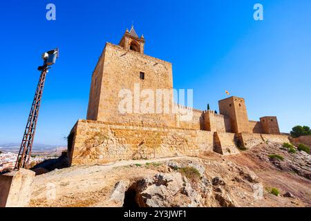 Alcazaba d'Antequera. L'Alcazaba d'Antequera est une forteresse mauresque dans la ville d'Antequera dans la province de Malaga, la communauté andalouse dans SPAI Banque D'Images