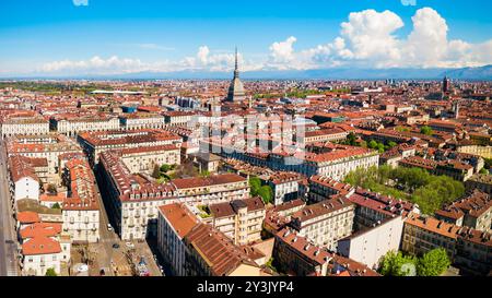 La ville de Turin vue panoramique aérienne, région du Piémont de l'Italie Banque D'Images