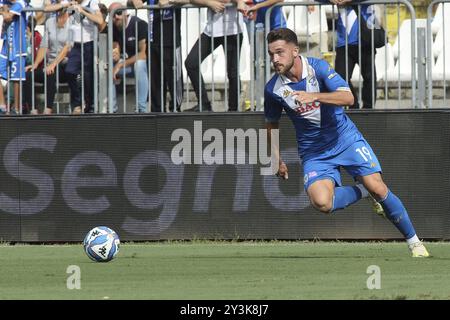 Niccolo Corrado du Brescia Calcio FC joue le ballon lors du match Brescia Calcio vs Frosinone Calcio, 5Â° Serie B BKT 2024-25 au stade Mario Rigamonti à Brescia (BS), Italie, le 14 septembre 2024. Banque D'Images