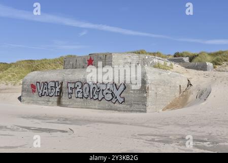 Bunker, Botonbunker du mur de l'Atlantique au Danemark sur la plage du Jutland Banque D'Images