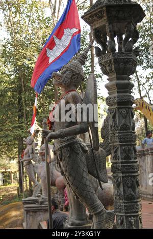 Statue à Phnom Kulen, Cambodge, Asie Banque D'Images