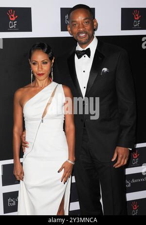 Will Smith et Jada Pinkett Smith au 2e bal annuel du diamant qui s'est tenu au Barker Hanger à Santa Monica, États-Unis, le 10 décembre 2015. Banque D'Images