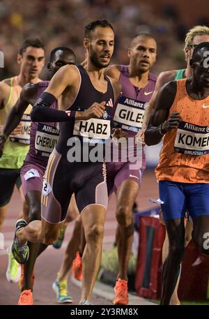 Azeddine Habz, de France, participe à la course masculine du 1500 m à la finale de la Ligue diamantaire Memorial Van Damme au stade Roi Baudouin à Brus Banque D'Images