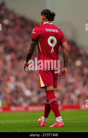 Darwin Nunez de Liverpool lors du match de premier League entre Liverpool et Nottingham Forest à Anfield, Liverpool, samedi 14 septembre 2024. (Photo : Steven Halliwell | mi News) crédit : MI News & Sport /Alamy Live News Banque D'Images