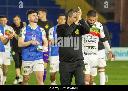 Itajai, Brésil. 14 septembre 2024. SC - ITAJAI - 09/14/2024 - B BRÉSILIEN 2024, BRUSQUE x VILA NOVA-GO - Marcelo Cabo entraîneur de brusque lors du match contre Vila Nova-GO au stade Hercilio Luz pour le championnat B brésilien 2024. Photo : Lucas Gabriel Cardoso/AGIF (photo : Lucas Gabriel Cardoso/AGIF/Sipa USA) crédit : Sipa USA/Alamy Live News Banque D'Images