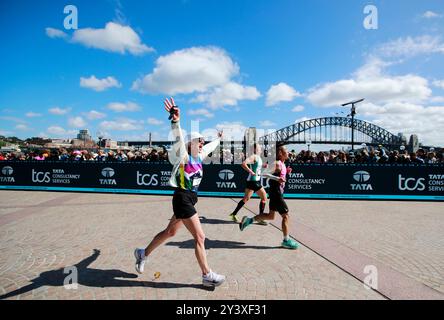 Sydney, Australie. 15 septembre 2024. Les participants courent pendant le marathon de Sydney 2024 à Sydney, Australie, le 15 septembre 2024. Crédit : ma Ping/Xinhua/Alamy Live News Banque D'Images