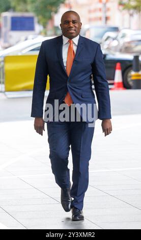 Londres, Royaume-Uni. 15 septembre 2024. Le ministre des Affaires étrangères, David Lammy, arrive dimanche à la BBC avec Laura Kuenssberg. Crédit : Karl Black/Alamy Live News Banque D'Images