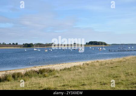 Une vue de Rutland Water, le plus grand réservoir artificiel d'Angleterre. Banque D'Images