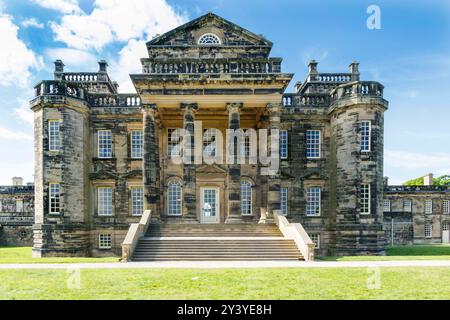 grande façade et marches du hall Seaton delaval dans le northumberland Banque D'Images