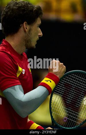 Pablo Carreno Busta, de l'équipe d'Espagne, contre Jordan Thompson, de l'équipe d'Australie, lors de la finale de la Coupe Davis du Groupe B, match en simple 1, le 15 septembre 2024 A. Banque D'Images