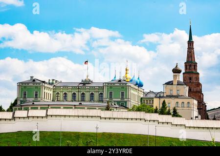 Panorama du Kremlin de Kazan, Russie. Le panorama montre au Kremlin : Palais présidentiel, Tour Soyembika, Cathédrale de l'Annonciation, Mosquée Qolsharif o Banque D'Images