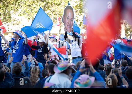 Paris, France. 14 septembre 2024. Ambiance lors de la Parade des Champions sur les champs Elysées. Paris, le 14 septembre 2024. Photo de Jeremy Paoloni/ABACAPRESS. COM Credit : Abaca Press/Alamy Live News Banque D'Images