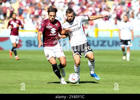 Samuele Ricci du Torino FC et Ylber Ramadani du US Lecce lors du match de Serie A entre le Torino FC et le US Lecce le 15 septembre 2024 au Olympic GRA Banque D'Images