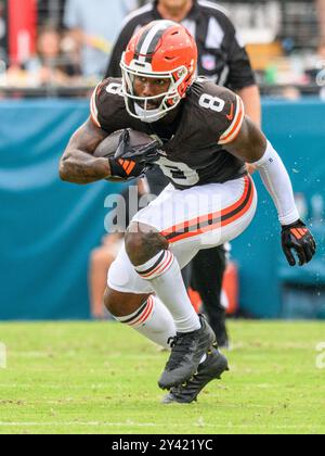 Jacksonville, Floride, États-Unis. 15 septembre 2024. Elijah Moore (8), receveur large des Browns de Cleveland, dans le match a contre les Jaguars de Jacksonville à Jacksonville, FL. Romeo T Guzman/Cal Sport Media/Alamy Live News Banque D'Images