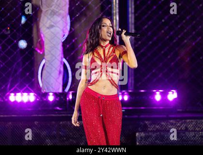 6 septembre 2024 : Arena Corinthians, Sao Paulo:, Brésil : NFL International football, Philadelphia Eagles versus Green Bay Packers : Anitta chante pendant l'intervalle Banque D'Images