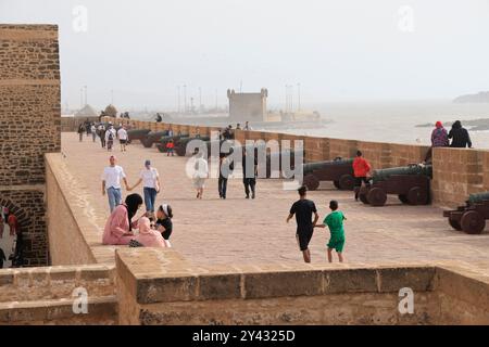 Dans la médina fortifiée de la ville d'Essaouira sur l'océan Atlantique au Maroc. Essaouira, région de Marrakech-Safi, Province d'Essaouira, Maroc, Nort Banque D'Images