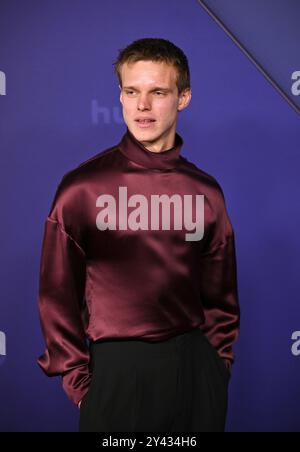 Los Angeles, États-Unis. 15 septembre 2024. Finn Bennett arrive pour la 76e édition des Primetime Emmy Awards au Peacock Theater de Los Angeles le dimanche 15 septembre 2024. Photo de Chris Chew. Crédit : UPI/Alamy Live News Banque D'Images